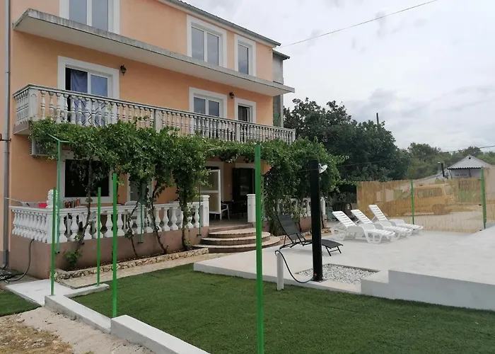 아파트 Bruna App 시베니크