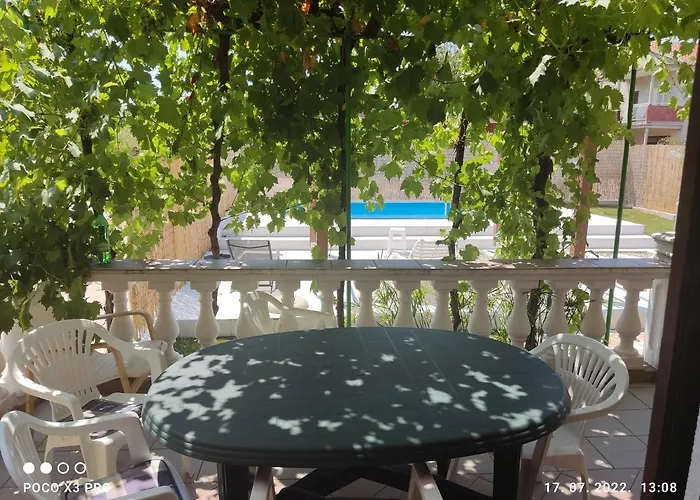 Bruna App 아파트 시베니크