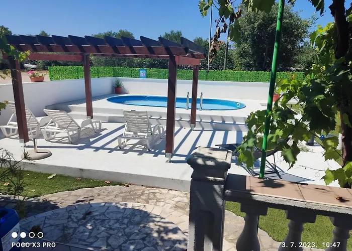 Bruna App * 시베니크